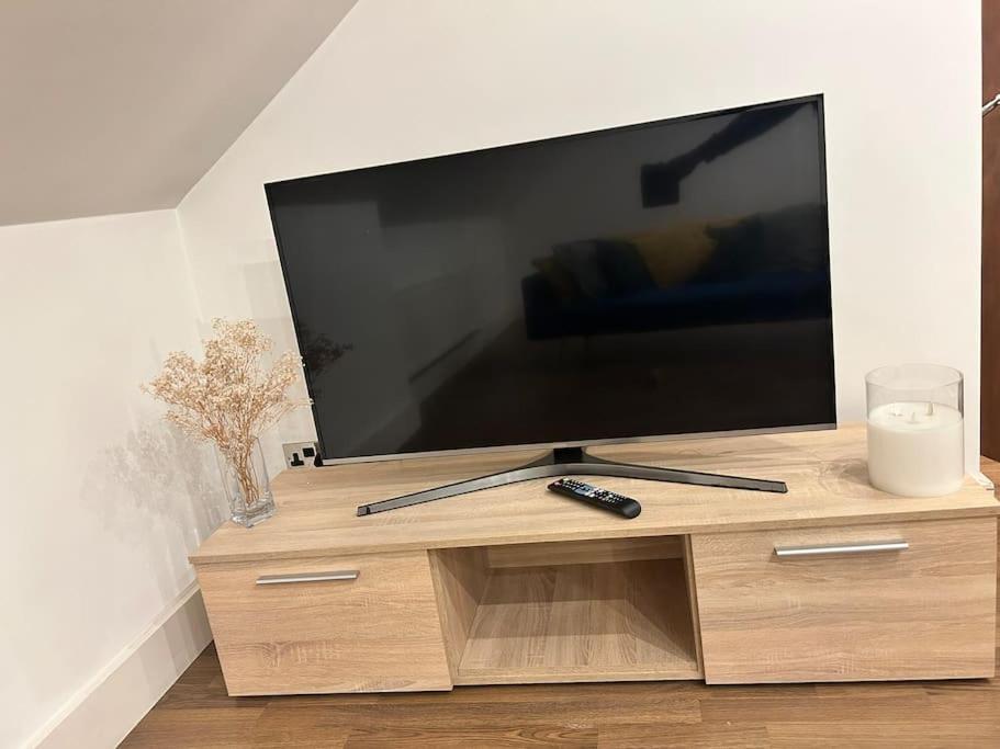 Peaceful 2-Bedroom Haven Peterborough Zewnętrze zdjęcie
